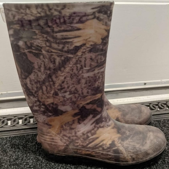 Stylish Kid's Camouflage Rain Boots - Picture 2 of 2